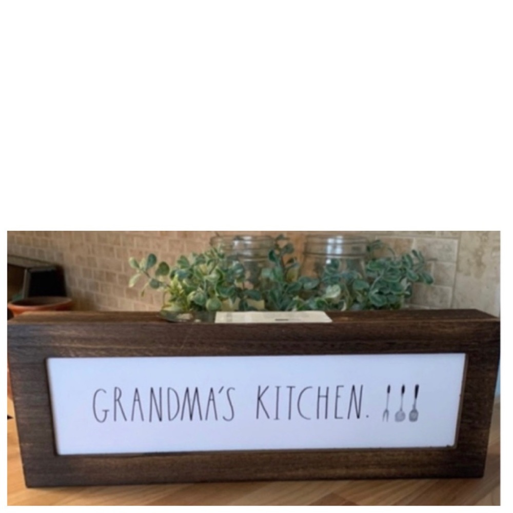 NEW Rae Dunn Farmhouse  “GRANDMA’S KITCHEN” Wood Home Kitchen Decor Sign